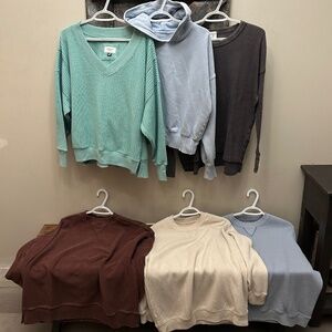 Lot of (6) Aerie & American Eagle Extra Small Tops